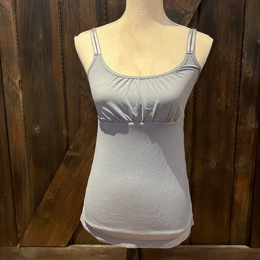 Lululemon grey adjustable strap back ruffle side cinching dance tank top